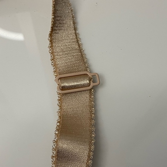 Fantasie 32H nude bra with J- hook - Picture 3 of 10